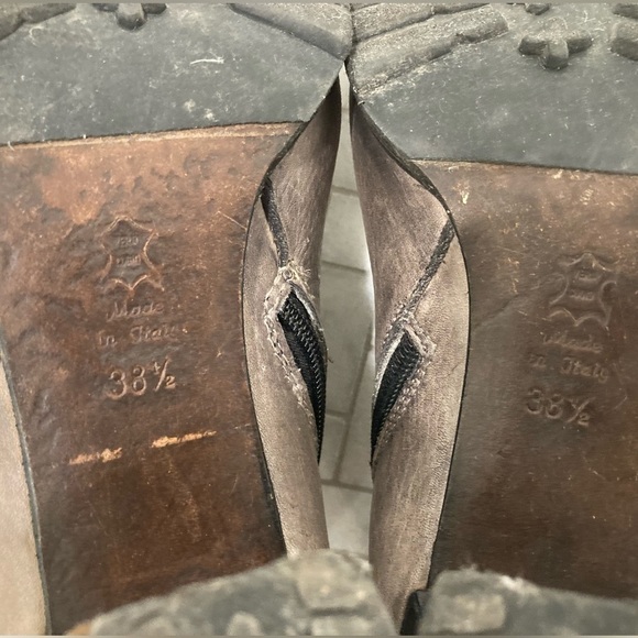 ITALIAN GREY LEATHER BOOTS - Size 7 1/2 (38 1/2) - Picture 9 of 13